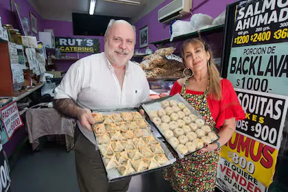 Preparación artesanal de platos tradicionales judíos
